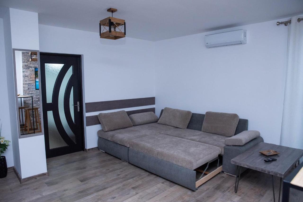 Green Apartments Oradea Exterior foto