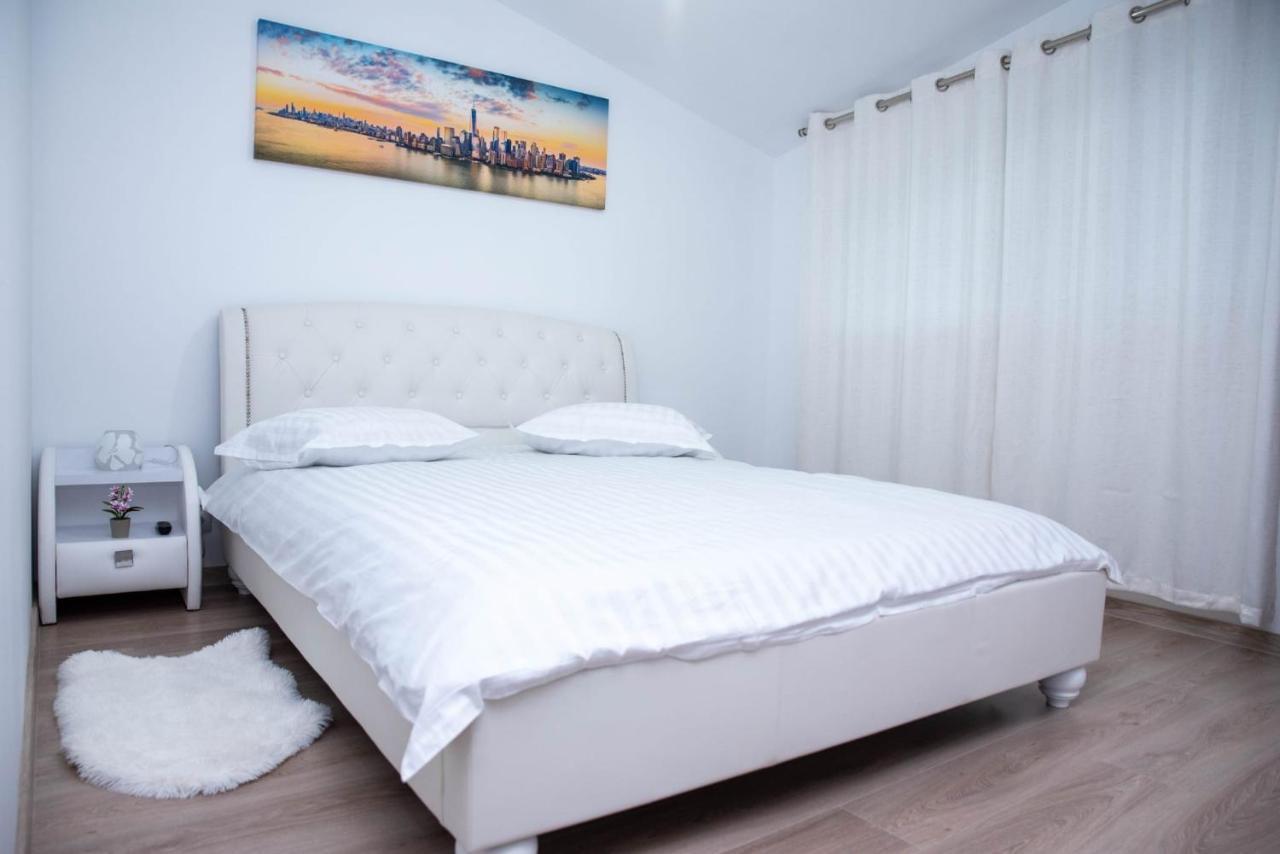 Green Apartments Oradea Exterior foto